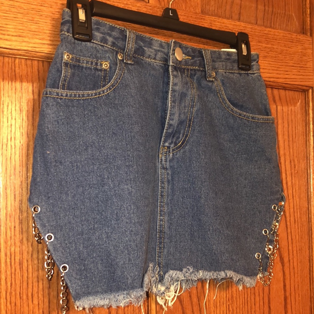 New Listing! PrettyLittleThing Denim Chain Skirt